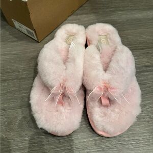 COPY - UGG Shearling Flip Flops